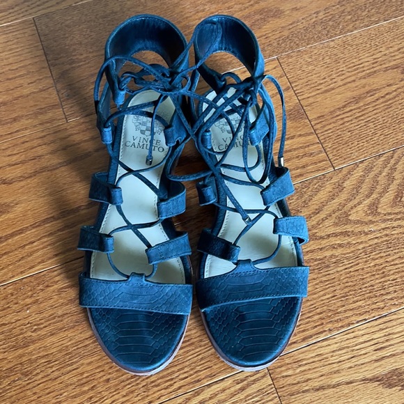 Vince can UTI reptile embossed lace up gladiator sandals - Picture 2 of 5